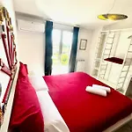 New Naxian Holidays Pensión 4*