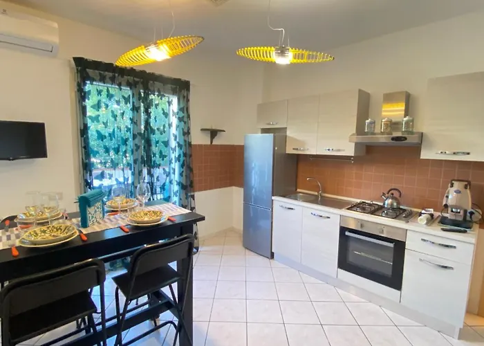 New Naxian Holidays Guest house 3*