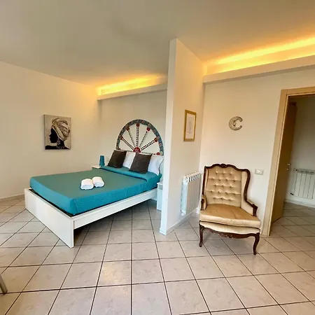 New Naxian Holidays Guest house